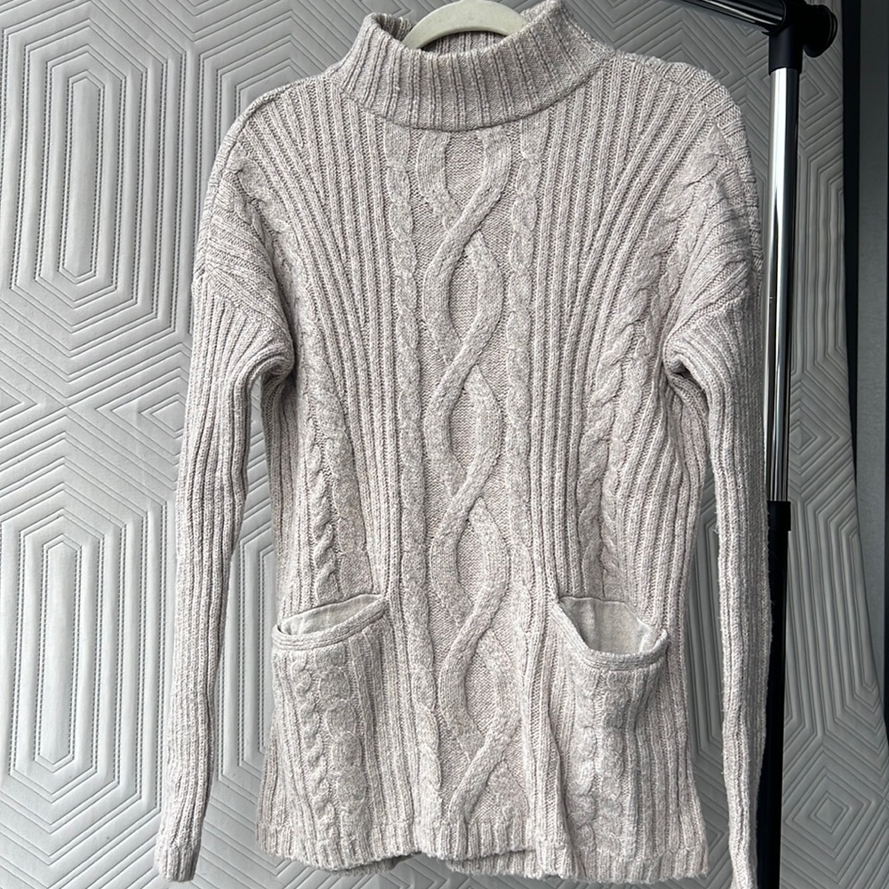 Abercrombie and fitch turtle neck pocket sweater